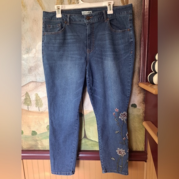 Artisan Ny Denim - Artisan NY Womens Floral Embroidered Flowers Denim Blue Crop Jeans Size 18W